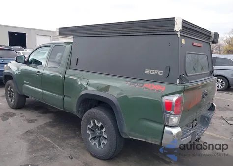 2022 Toyota Tacoma Trd Off Road z USA, uszkodzony, nr VIN 3TYSZ5AN1NT097045